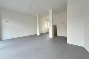 NEGOZIO A SESTO SAN GIOVANNI