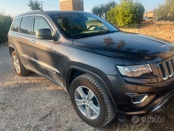 Jeep Grand Cherokee Overland 2014