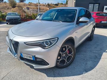 Alfa Romeo Stelvio 2.2 Turbodiesel 160 CV AT8 RWD 