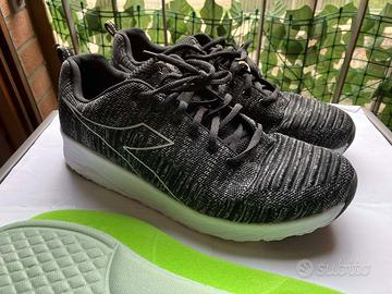 Scarpe Diadora taglia 43