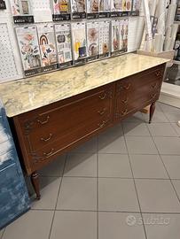 Cassettiera con marmo