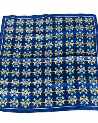 Piccolo foulard di seta di Spallanzani