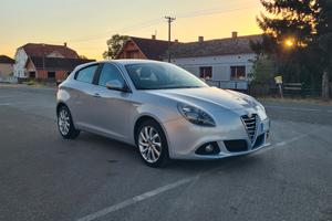 Alfa Romeo Giulietta 1.6 JTDm2 2015 neopatentati