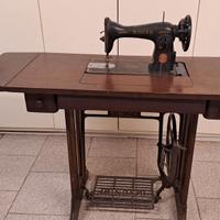 Macchina da cucire vintage