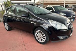 Opel Corsa 1.2 5 porte