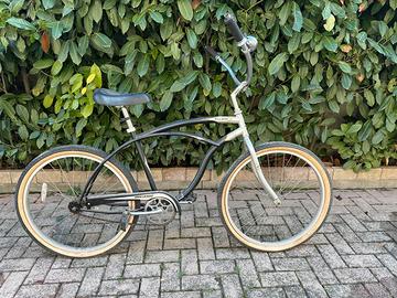 Bici americana frenata contro pedale