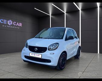 SMART fortwo 70 1.0 twinamic Youngster PELLE NAVI