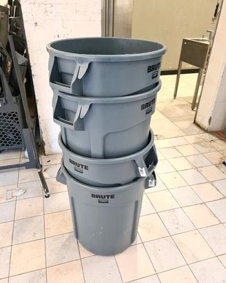 6 bidoni per raccolta immondizia usati