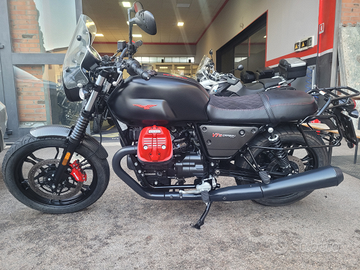 Moto guzzi v7 III Carbon abs