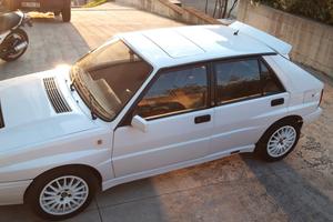 lancia delta integrale 8v