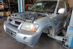 Ricambi MITSUBISHI PAJERO 4X4 3200cc 2005