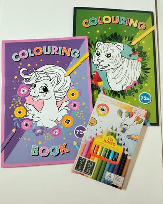 Due libri da colorare per bambini e matite colorat
