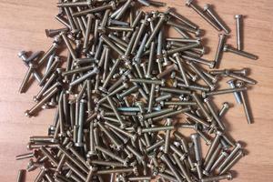 Bullone M3 Varie Lunghezze-n.300 Pezzi 