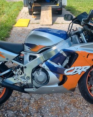 Honda Fireblade  900  sc 28
