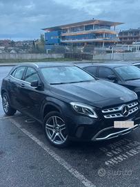 Mercedes GLA