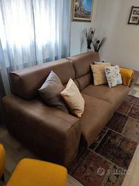 Divano in vera pelle