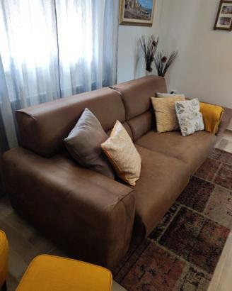 Divano in vera pelle