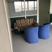 Luminoso ufficio laboratorio