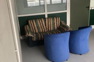 Luminoso ufficio laboratorio