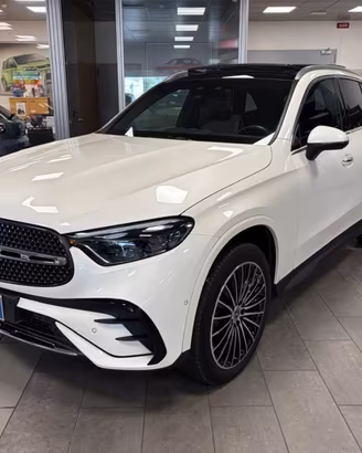 MERCEDES-BENZ GLC 300 2.0 ibrida/benzina 258cv.