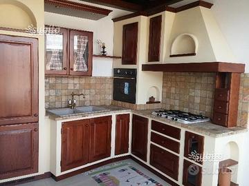 Cucina in muratura EXPO' castagno massello