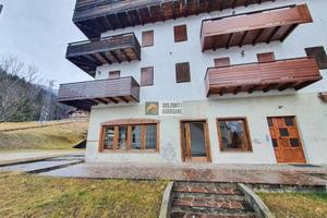 Attività / Licenza di 79 m² a Gosaldo