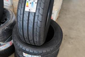 4 Gomme Nuove 225/55 R17 C 109/107H BRIDGESTONE DU