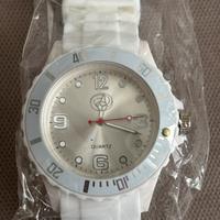 Orologio NUOVO resistente all’acqua