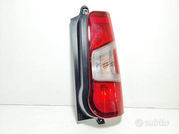 STOP FANALE POSTERIORE DESTRO TOYOTA Proace City S