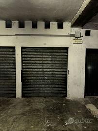 Garage in Via Perini