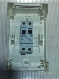 quadro elettrico 230v C25 A siemens usato
