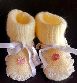 Scarpette in lana neonati 