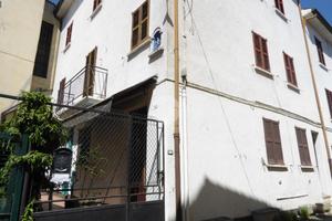 CASA SEMINDIPENDENTE A MONTÙ BECCARIA