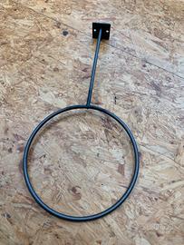 Porta palloni da parete