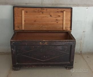 cassapanca da sistemare