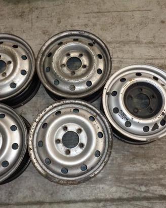 CERCHI INTERSTAR X70 DA 16 X 6 ET 66 2007