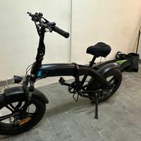 Bicicletta elettrica - come nuova