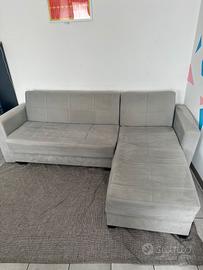 Divano angolare grigio
