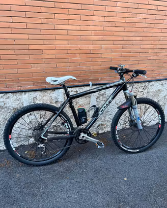 MTB Scott Scale 20 in carbonio