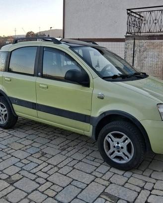 Fiat Panda 1.2 4x4 climbing 