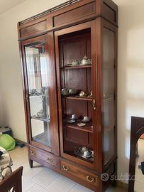 Vetrina antica stile liberty