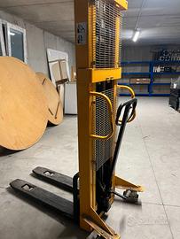 Carrello Elevatore Manuale