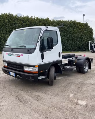 MITSUBISHI MITSUBISHI CANTER 3.0 SCARRABILE