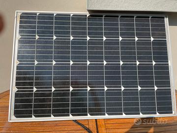 Panello solare e 2 batterie 110Ah