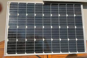Panello solare e 2 batterie 110Ah