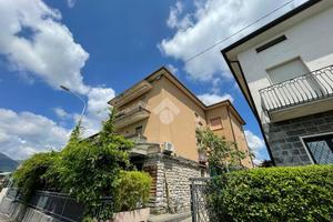 4 LOCALI A PALADINA