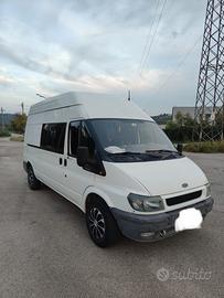 Furgone Ford Transit 2500 6 posti