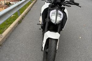 Ktm duke 125