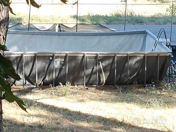 piscina Intex fuoriterra grande 