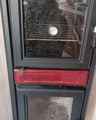 Stufa a legna da arredamento con forno
